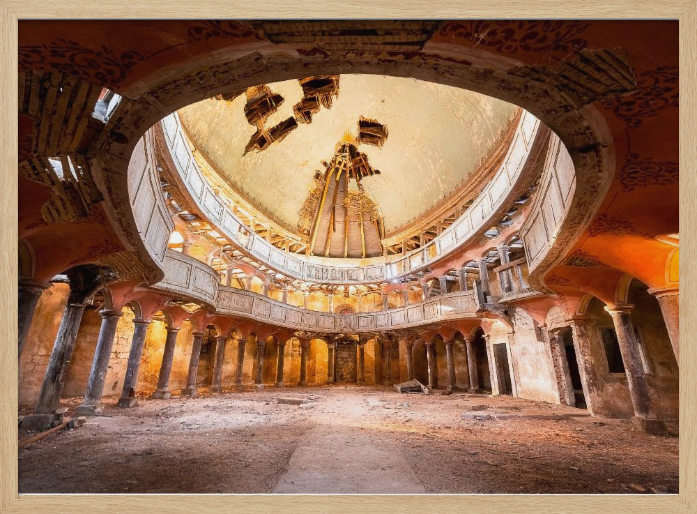 Runde Kapelle im Verfall | Poster