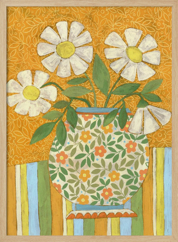Weiße Gänseblümchen in einer gemusterten Vase | Poster