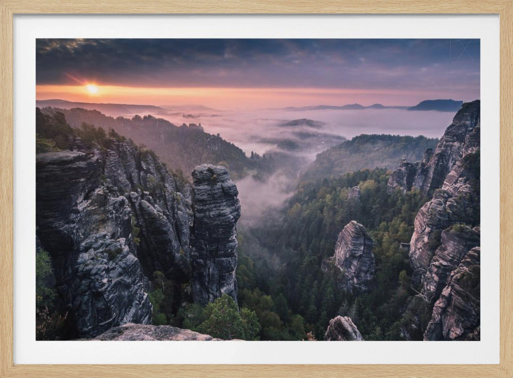 Sonnenaufgang auf den Felsen | Poster