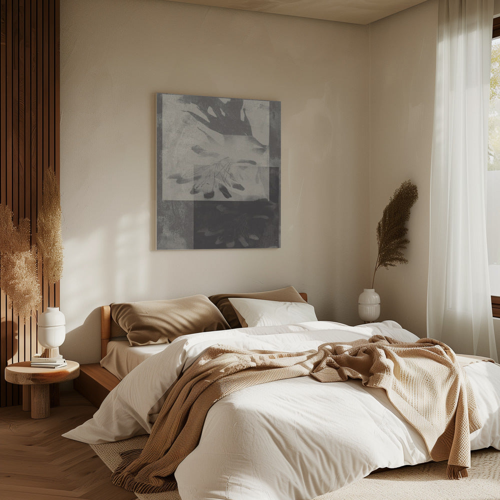 Whispering Leaves – Abstraktes Muster in Taupe und Weiß | Leinwand