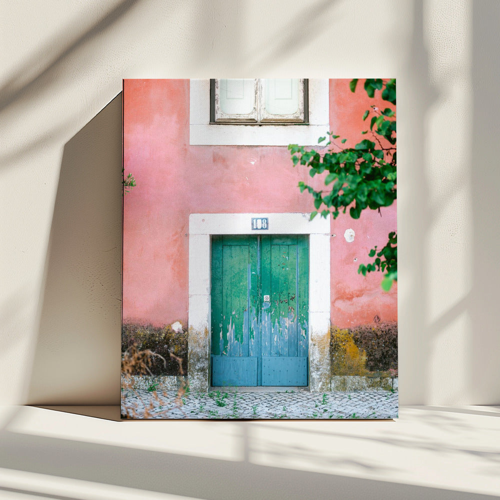 Little door in Lisbon | Canvas
