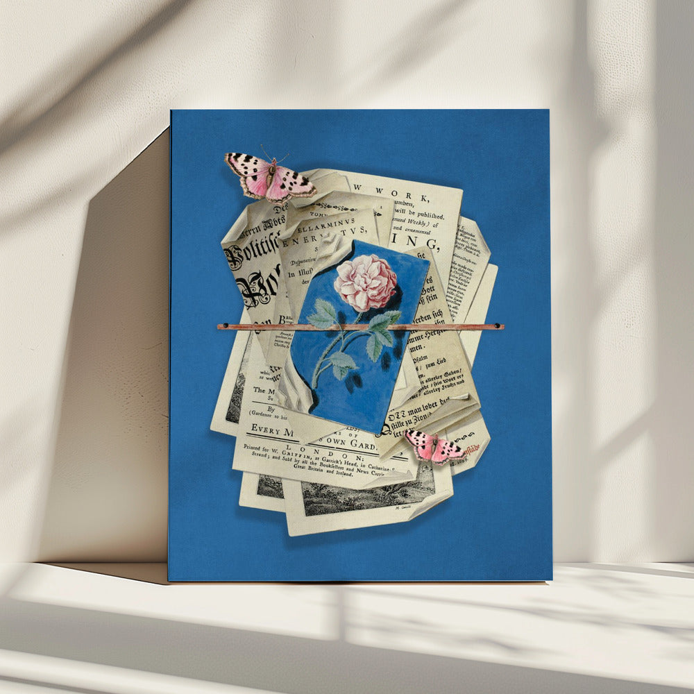 Rosa Rose umgeben von Vintage-Papier | Leinwand