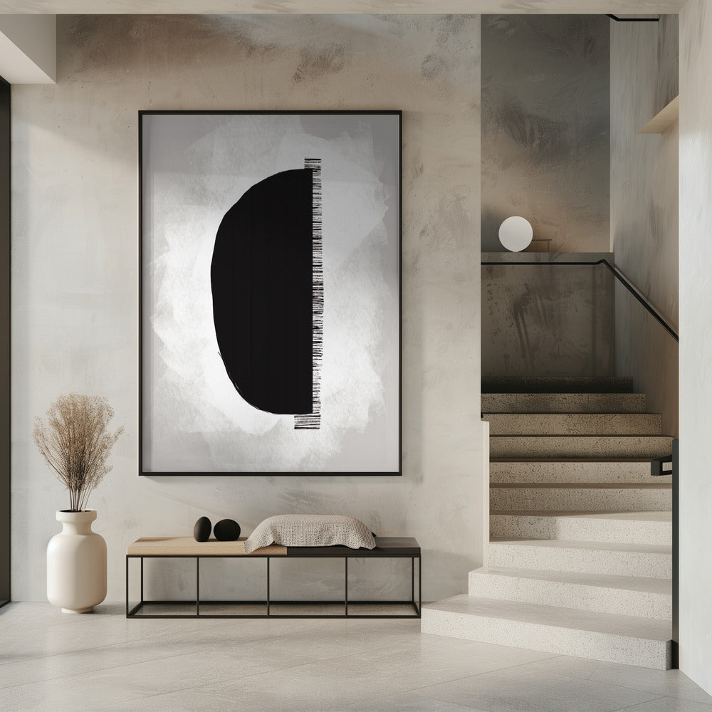 Schwarze Form vor strukturiertem weißem Hintergrund | Poster