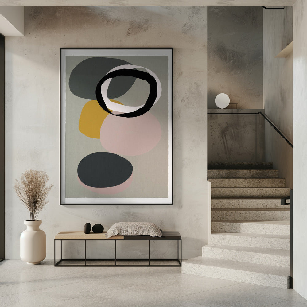 Abstrakte Kreise in gedämpften Tönen mit schwarzem Ring | Poster
