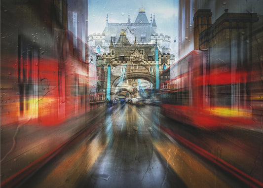 The red bus | Canvas