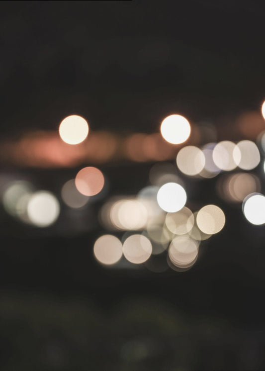 Lichter der Stadt verschwimmen | Leinwand