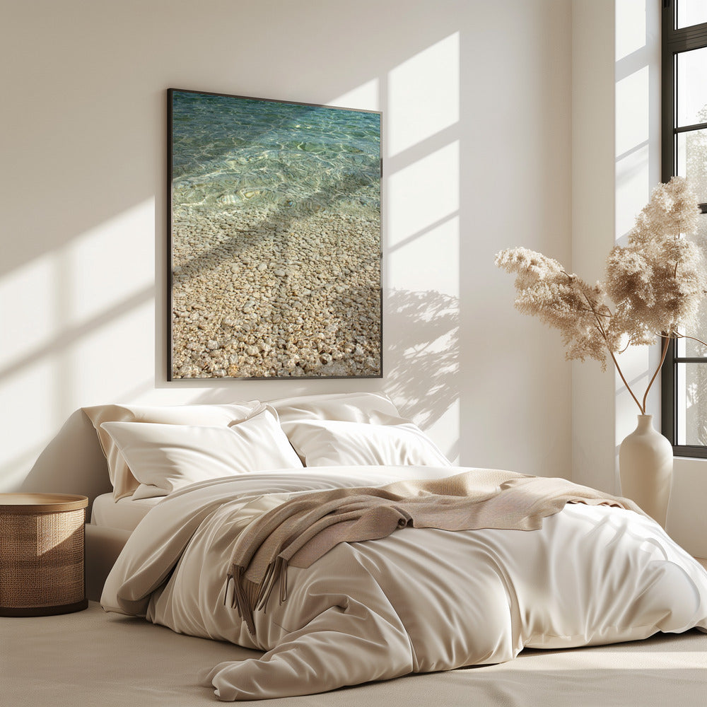 Aquamariner Ozean und goldene Kieselsteine | Poster