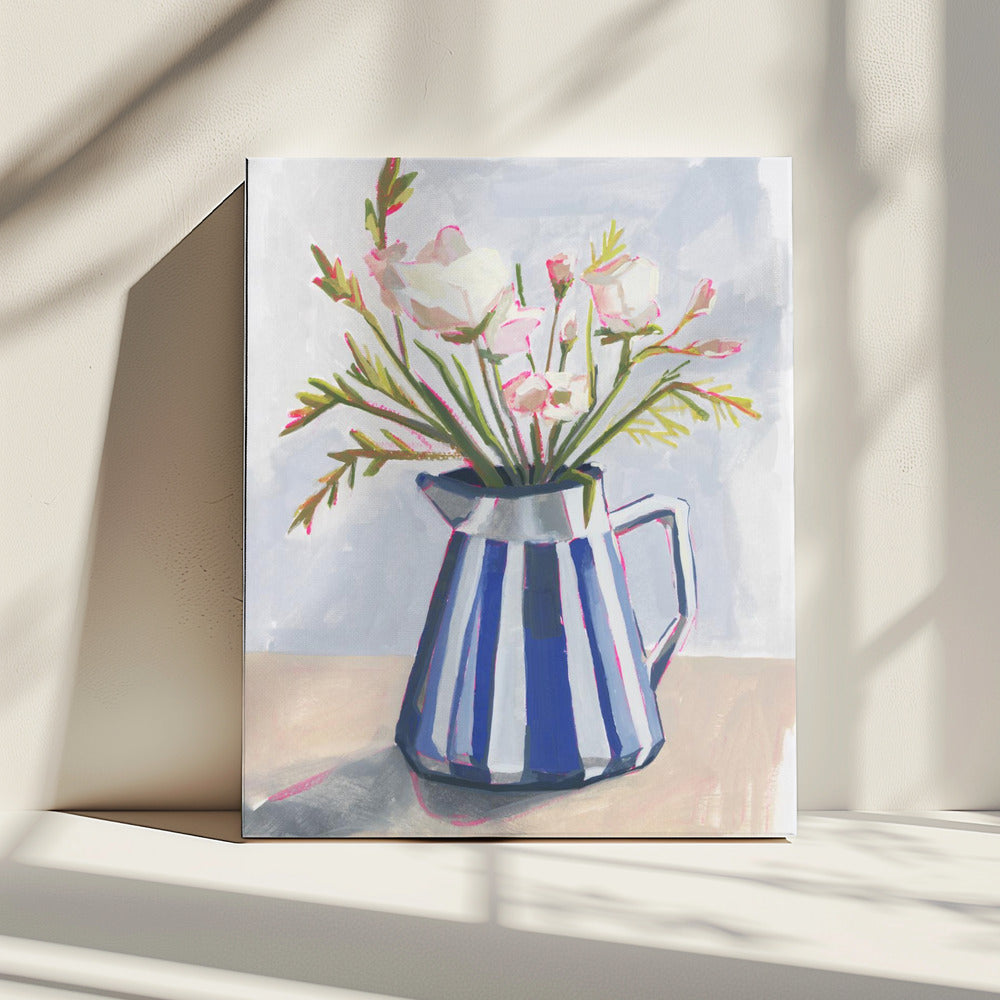 Frische Blumen in einer gestreiften Vase I | Leinwand