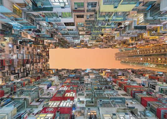 Crowded spaces | Canvas