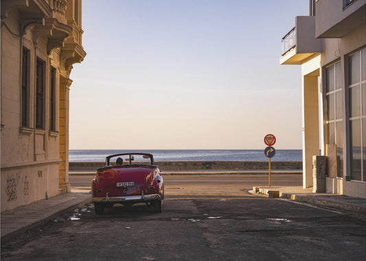 Watching the sun set - Havana | Wallpaper