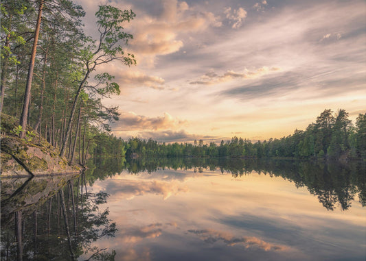 Lake tarmsjön, Sweden | Canvas