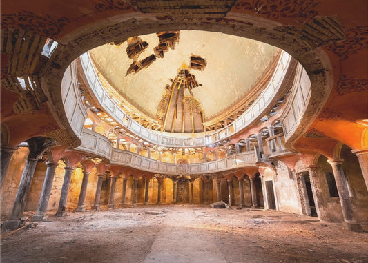 Runde Kapelle im Verfall | Poster