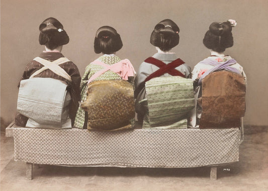 Zeigt Rückenstil (19. 20. Jahrhundert) Sitzende japanische Frau | Poster