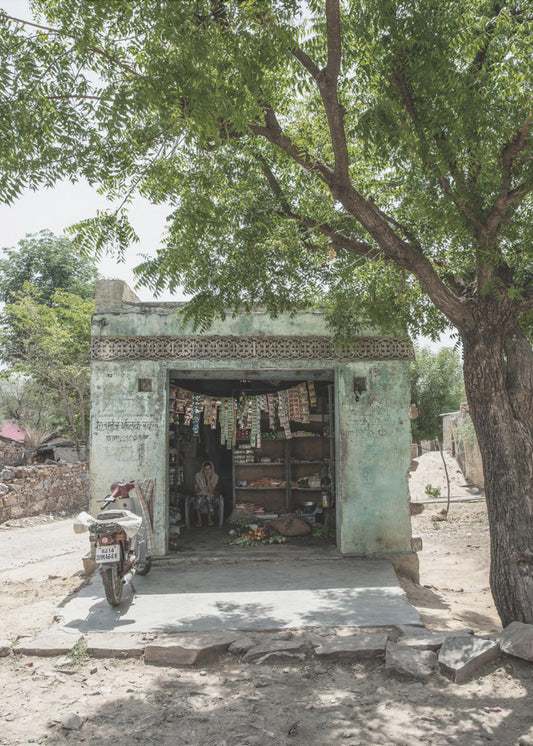 Tuk Shop | Canvas